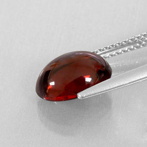 Granate almandino rojo natural de 3,38 ct, transparente, transparente / translúcido
