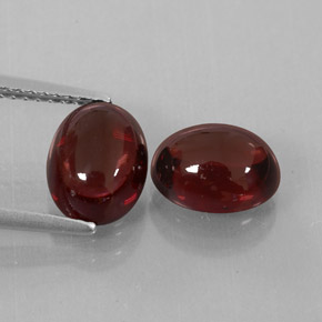 Gemas de granate almandino rojo natural de  ct, transparente, transparente / translúcido