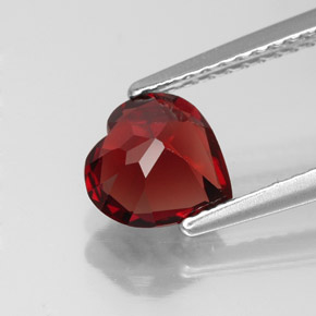 Granate almandino rojo natural de 1,44 ct, forma de corazón, VVS