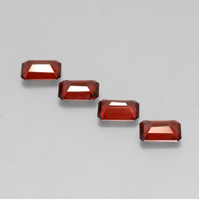 Gemas de granate almandino Rojo oscuro natural de  ct, corte esmeralda, VVS-VS