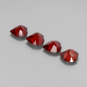 Gemas de granate almandino Rojo oscuro natural de  ct, Forma de corazón, VVS-VS