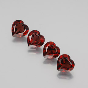 Gemas de granate almandino Rojo oscuro natural de  ct, Forma de corazón, VVS