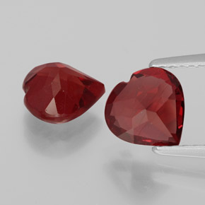 Gemas de granate almandino Rojo oscuro natural de  ct, Forma de corazón, VS