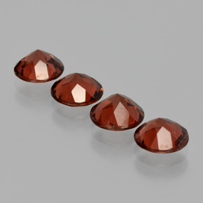 Gemas de granate almandino Roja natural de  ct, Corte Redondo, VS
