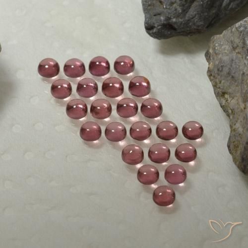 Gemas de Granate almandino Rojo medio natural de 4.20 ct, Redondo, Transparente
