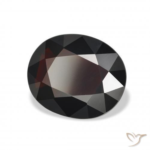 Granate almandino Rojo oscuro natural de 3.57 ct, Ovalada, VVS-VS