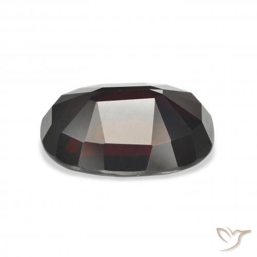 Granate almandino Rojo negruzco natural de 10.22 ct, Ovalada, VVS-VS
