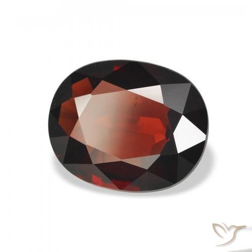 Granate almandino Rojo oscuro natural de 2.85 ct, Ovalada, VVS-VS