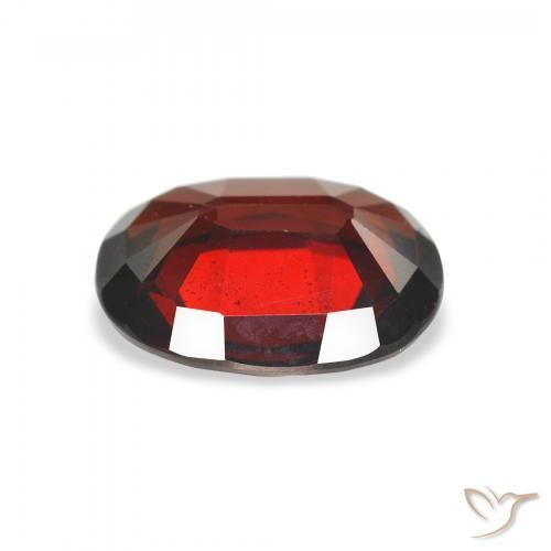 Granate almandino Rojo oscuro natural de 2.85 ct, Ovalada, VVS-VS