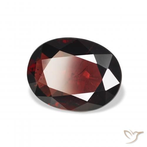 Granate almandino Rojo sangre intenso natural de 4.83 ct, Ovalada, VS