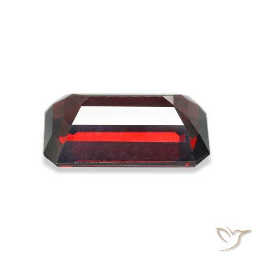 Granate almandino Rojo oscuro natural de 7.60 ct, Corte Octágono / Esmeralda, VVS-VS