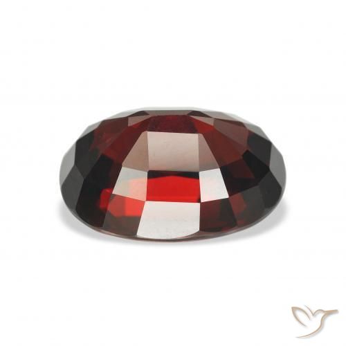 Granate almandino Rojo negruzco natural de 6.90 ct, Ovalada, VVS-VS