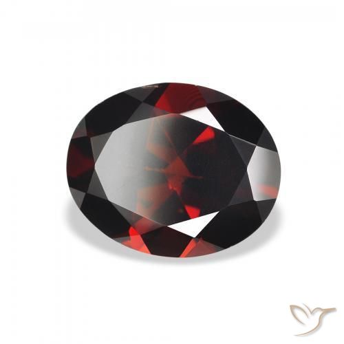 Granate almandino Rojo oscuro natural de 2.92 ct, Ovalada, VVS-VS