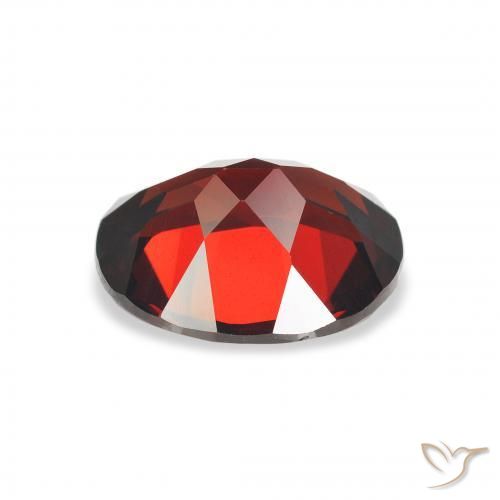 Granate almandino Rojo oscuro natural de 3.17 ct, Ovalada, VVS-VS