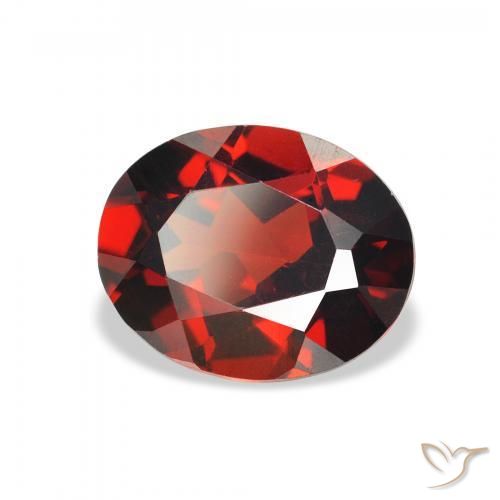 Granate almandino Rojo medio natural de 2.98 ct, Ovalada, VVS-VS