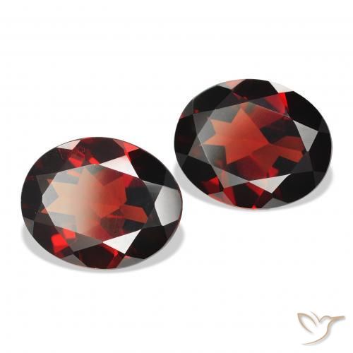 Gemas de Granate almandino Rojo sangre intenso natural de 7.57 ct, Ovalada, VVS-VS