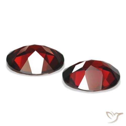 Gemas de Granate almandino Rojo oscuro natural de 7.56 ct, Ovalada, VVS-VS