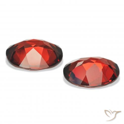 Gemas de Granate almandino Rojo sangre intenso natural de 7.31 ct, Ovalada, VVS-VS