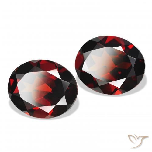 Gemas de Granate almandino Rojo oscuro natural de 7.53 ct, Ovalada, VVS-VS