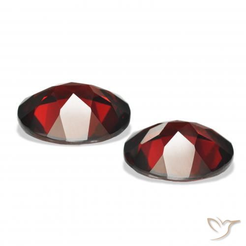 Gemas de Granate almandino Rojo oscuro natural de 7.73 ct, Ovalada, VS