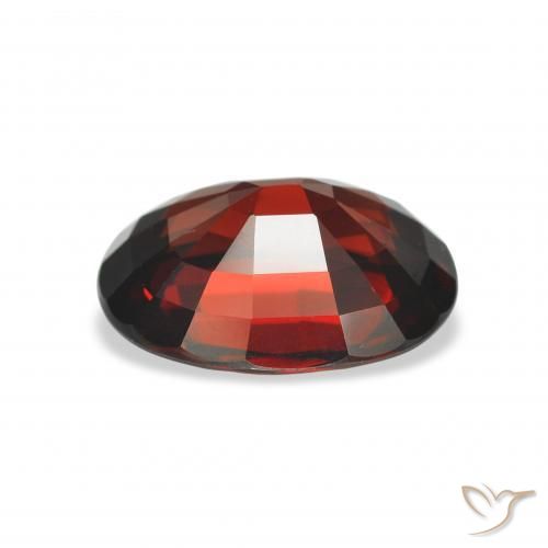 Granate almandino Rojo oscuro natural de 4.22 ct, Ovalada, VVS-VS