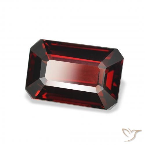 Granate almandino Rojo oscuro natural de 3.71 ct, Corte Octágono / Esmeralda, VS