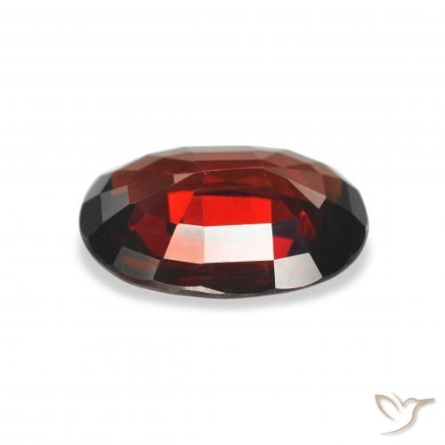 Granate almandino Rojo oscuro natural de 3.63 ct, Ovalada, VS