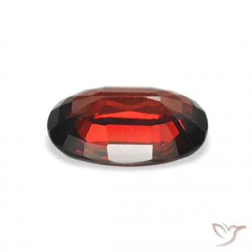 Granate almandino Rojo oscuro natural de 3.19 ct, Ovalada, VS
