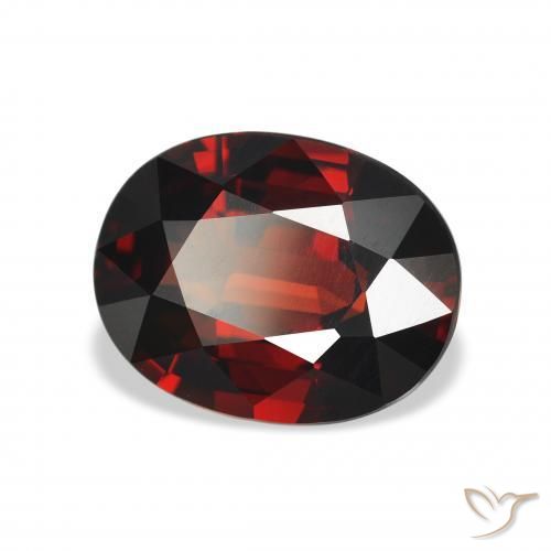 Granate almandino Rojo oscuro natural de 4.04 ct, Ovalada, VVS