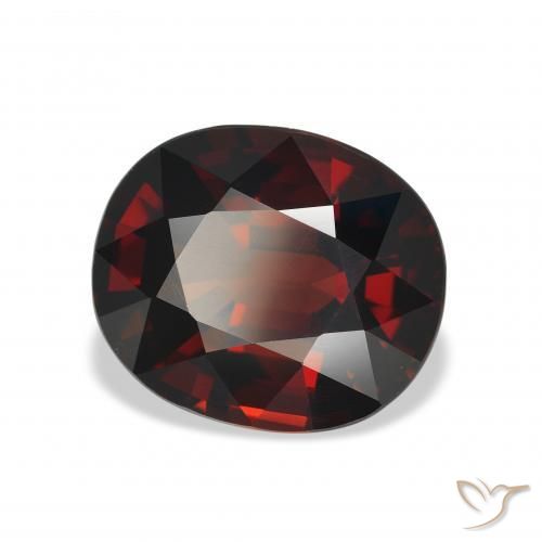 Granate almandino Rojo negruzco natural de 5.15 ct, Ovalada, VVS