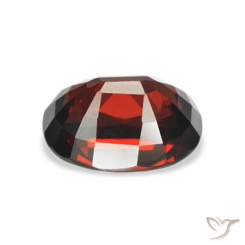 Granate almandino Rojo oscuro natural de 4.26 ct, Ovalada, VVS