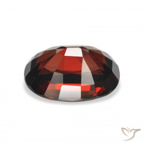 Granate almandino Rojo negruzco natural de 4.54 ct, Ovalada, VVS