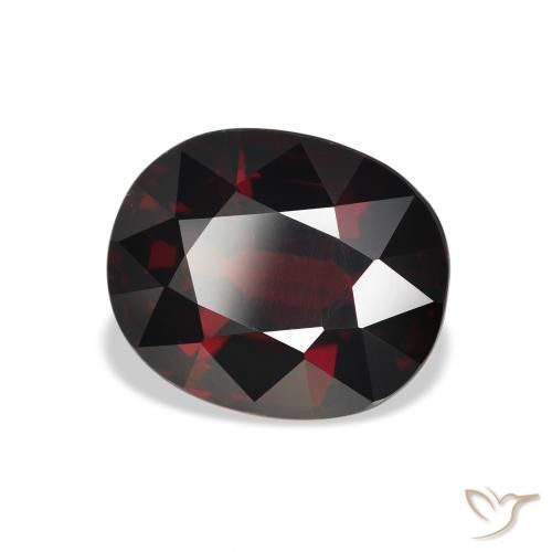 Granate almandino Rojo negruzco natural de 6.72 ct, Ovalada, VVS