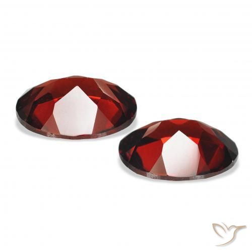 Gemas de Granate almandino Rojo sangre intenso natural de 4.17 ct, Ovalada, VVS-VS
