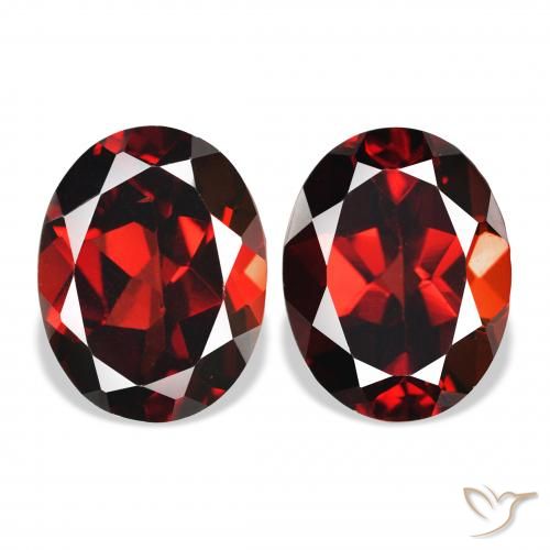 4.79ctw Natural Rojo sangre intenso Granate almandino, Ovalada, VS