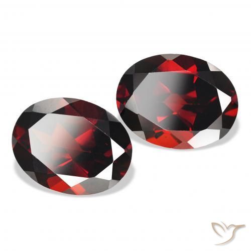 Gemas de Granate almandino Rojo sangre intenso natural de 4.51 ct, Ovalada, VS