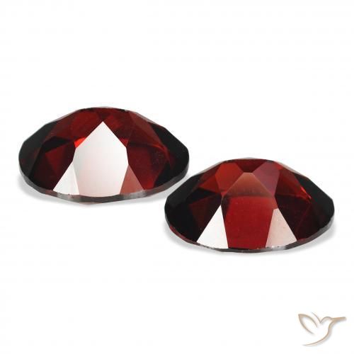 Gemas de Granate almandino Rojo sangre intenso natural de 4.51 ct, Ovalada, VS