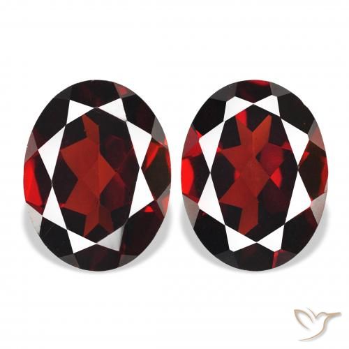 4.28ctw Natural Rojo sangre intenso Granate almandino, Ovalada, VS