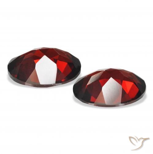 Gemas de Granate almandino Rojo sangre intenso natural de 4.01 ct, Ovalada, VS