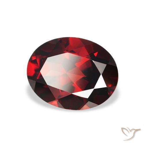Granate almandino Rojo sangre intenso natural de 2.29 ct, Ovalada, VVS-VS