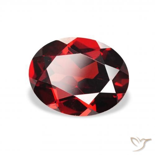 Granate almandino Rojo oscuro natural de 2.31 ct, Ovalada, VS