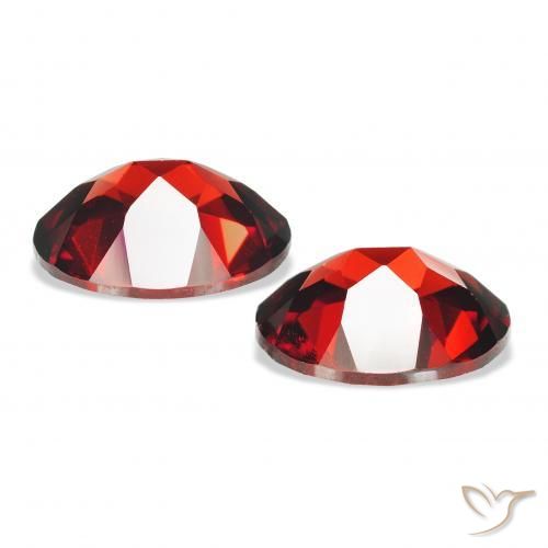Gemas de Granate almandino Rojo sangre intenso natural de 4.23 ct, Ovalada, VVS-VS