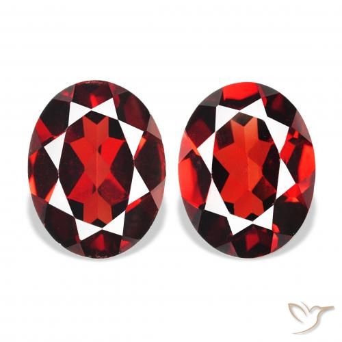 4.33ctw Natural Rojo oscuro Granate almandino, Ovalada, VS