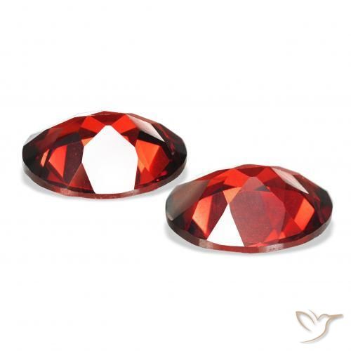 Gemas de Granate almandino Rojo oscuro natural de 4.04 ct, Ovalada, VVS-VS