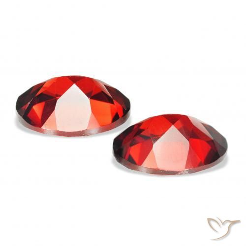 Gemas de Granate almandino Rojo oscuro natural de 4.58 ct, Ovalada, VS