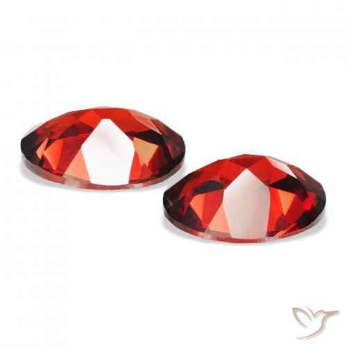 Gemas de Granate almandino Rojo oscuro natural de 3.99 ct, Ovalada, VVS-VS