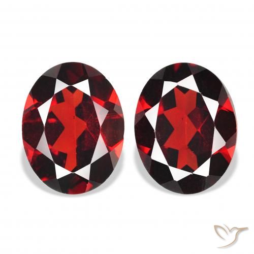 Gemas de Granate almandino Rojo oscuro natural de 4.46 ct, Ovalada, VS