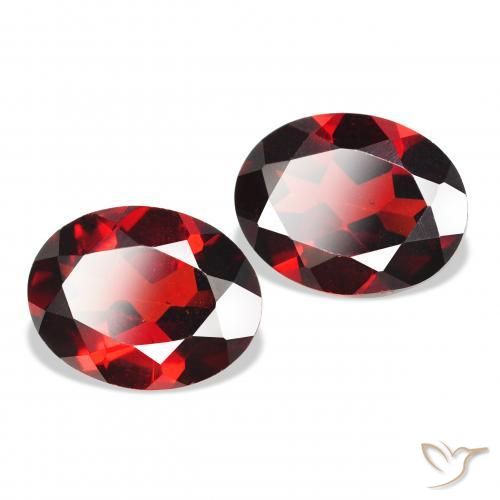 Gemas de Granate almandino Rojo oscuro natural de 4.46 ct, Ovalada, VS