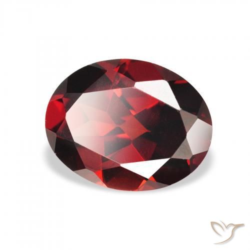 Granate almandino Rojo oscuro natural de 2.22 ct, Ovalada, VVS-VS