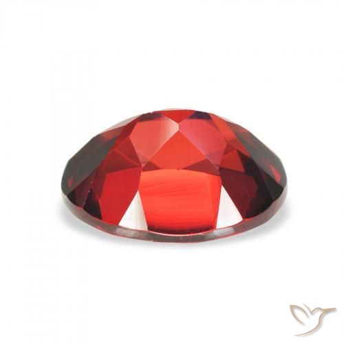 Granate almandino Rojo oscuro natural de 2.33 ct, Ovalada, VVS-VS